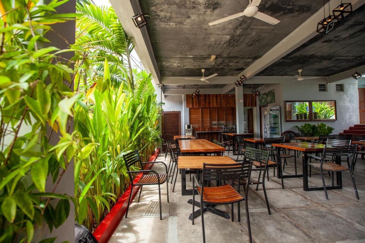 Joe Fisherman Inn Kampung Teluk Nipah Exteriör bild