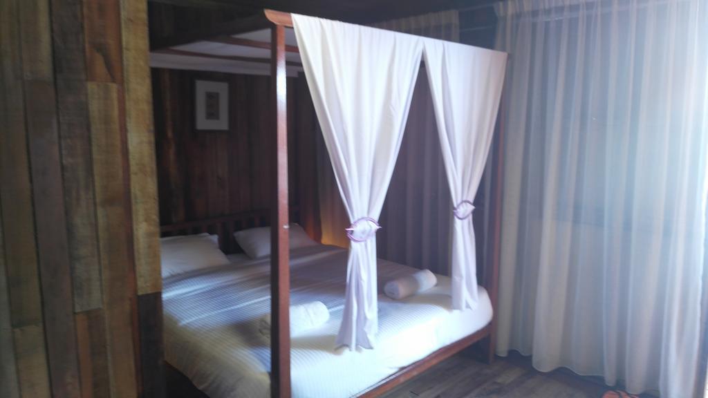 Joe Fisherman Inn Kampung Teluk Nipah Exteriör bild